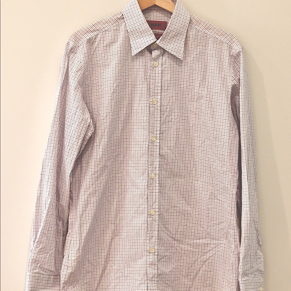 Hugo by Hugo Boss slim line dress shirt Sz 15.5L Red/blue checkered pattern